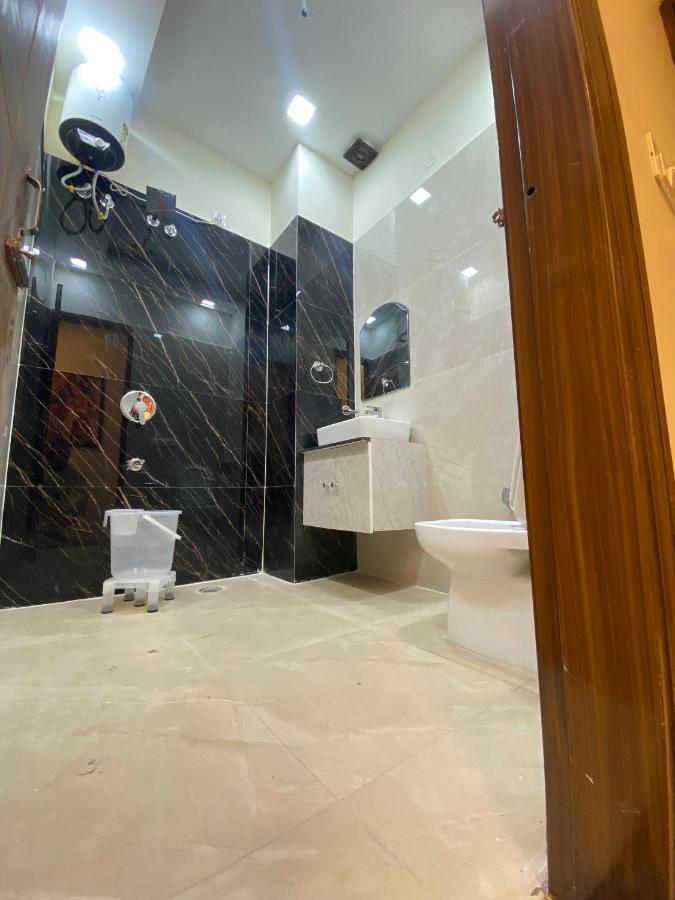 Hotel Woodlark Zirakpur - A Peaceful Stay Luaran gambar