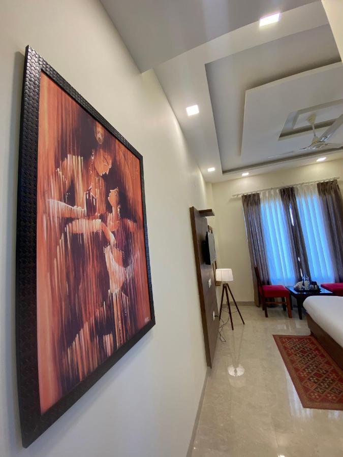 Hotel Woodlark Zirakpur - A Peaceful Stay Luaran gambar